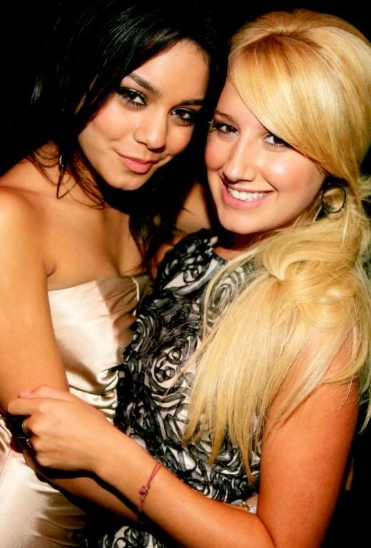 3.jpg vanessa hudgens and ashley tisdale image by zparsh 3.jpg vanessa hudgens and ashley tisdale image by zparsh