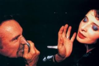Isabella Rossellini photo: Dennis Hopper and Isabella Rossellini in Blue Velvet BlueVelvet.jpg