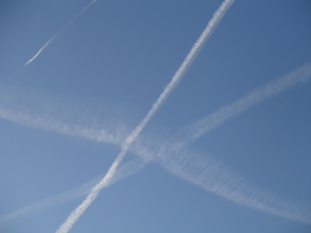 contrails 09