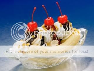 Banana split Pictures Images and Photos