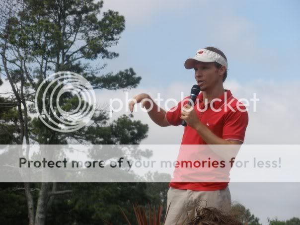 http://i643.photobucket.com/albums/uu159/albumbsbbrasil/Brian%20HHC%20Golf%20Tournament%20150609/33.jpg