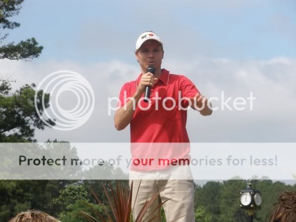 http://i643.photobucket.com/albums/uu159/albumbsbbrasil/Brian%20HHC%20Golf%20Tournament%20150609/37.jpg